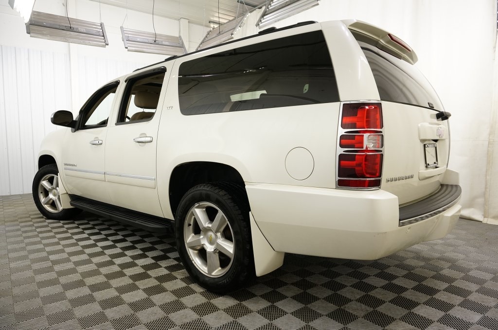 Pre Owned 2011 Chevrolet Suburban 1500 LTZ 4D Sport Utility In Delaware   93cc670490e100945adaa95c5f5add4c 